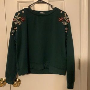 Green long sleeve sweater